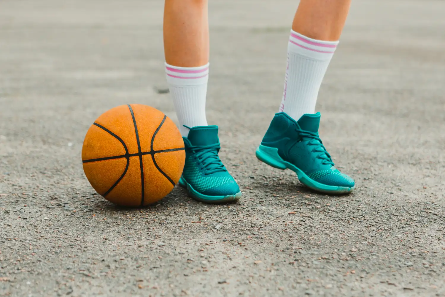 Basketballschuhe: Eine kurze Geschichte ihrer Evolution